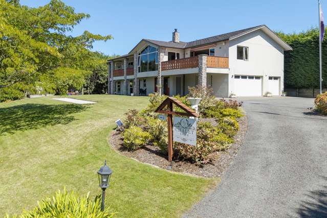 534 Gillespie Place Acacia Bay_1