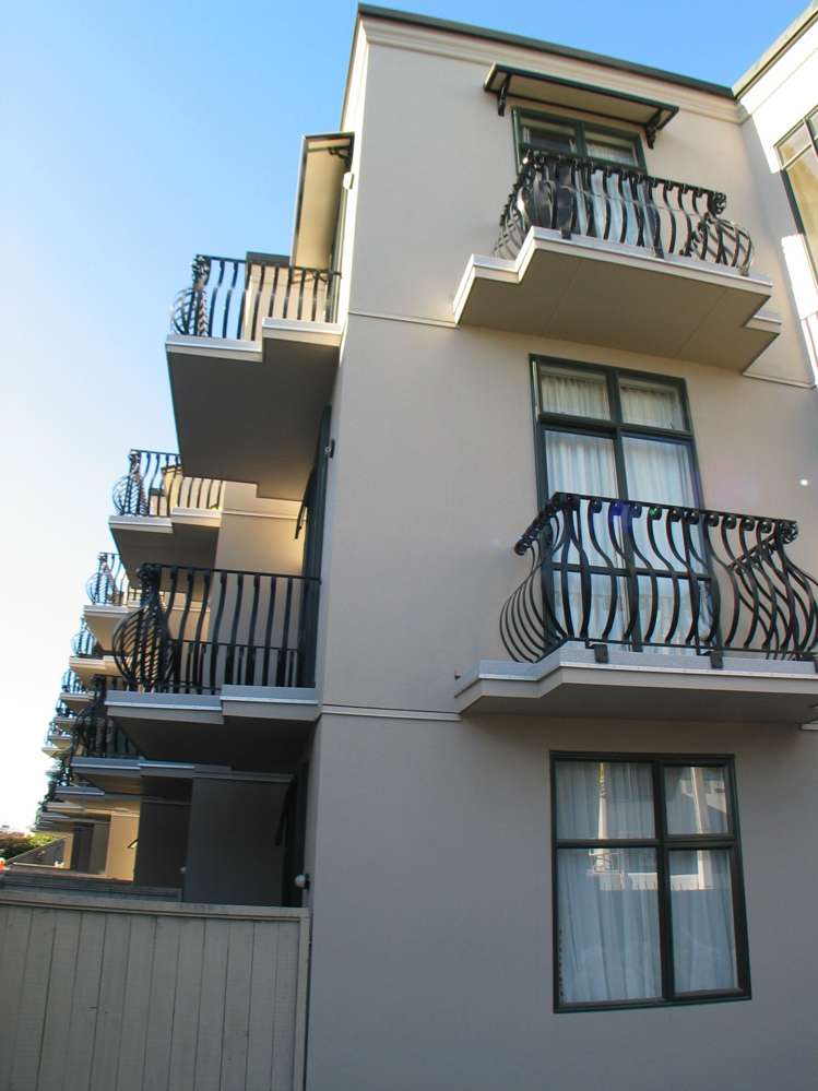 1j/30 Randolph Street Eden Terrace_5