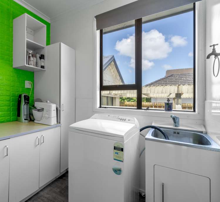 59 Queens Drive Richmond_12