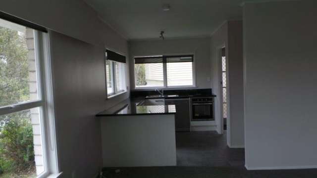 1/24 Sovereign Place Glenfield_4