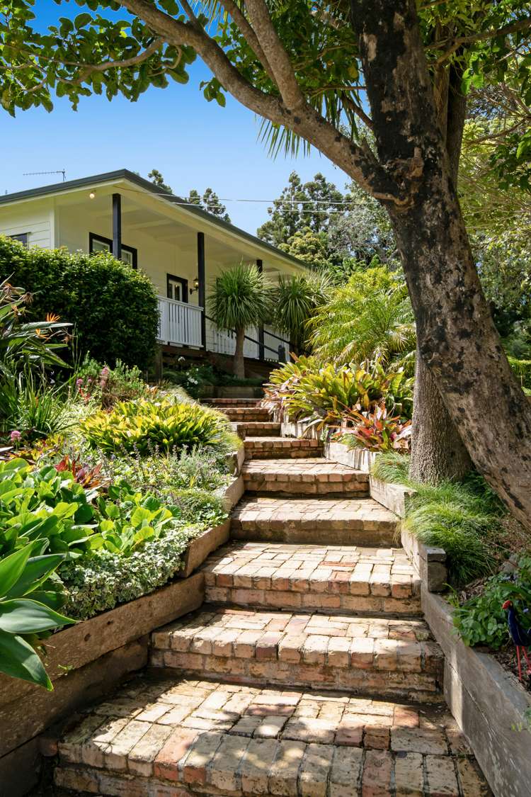 11 Burne Road Waitoki_21