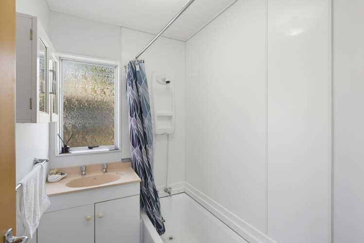 590 Waitarere Beach Road Waitarere Beach_14