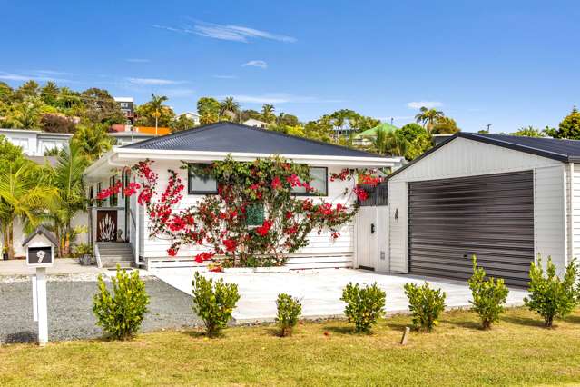 Picture Postcard Eco Home!