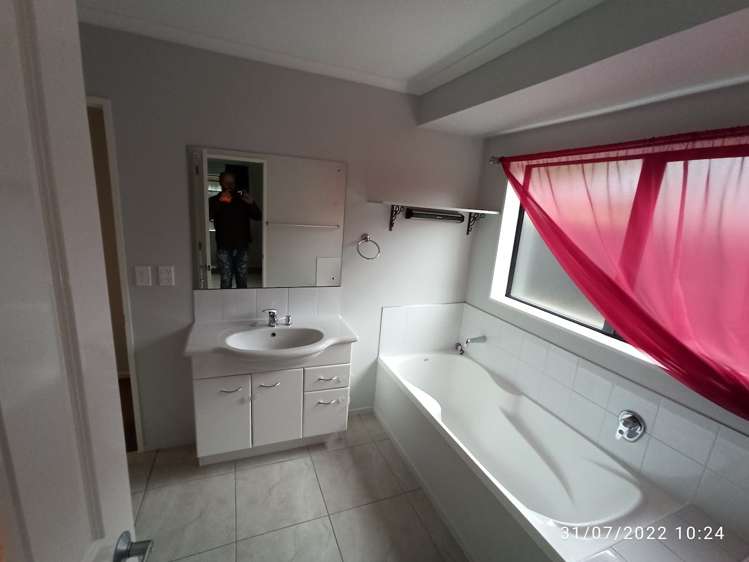 4 Boleyn Close Kingsley Heights_15