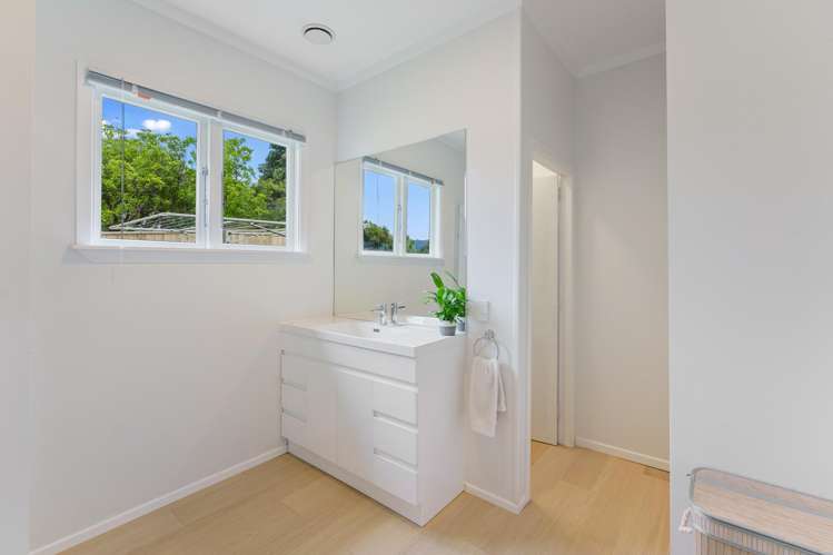 323 Te Horo Beach Road Te Horo_11