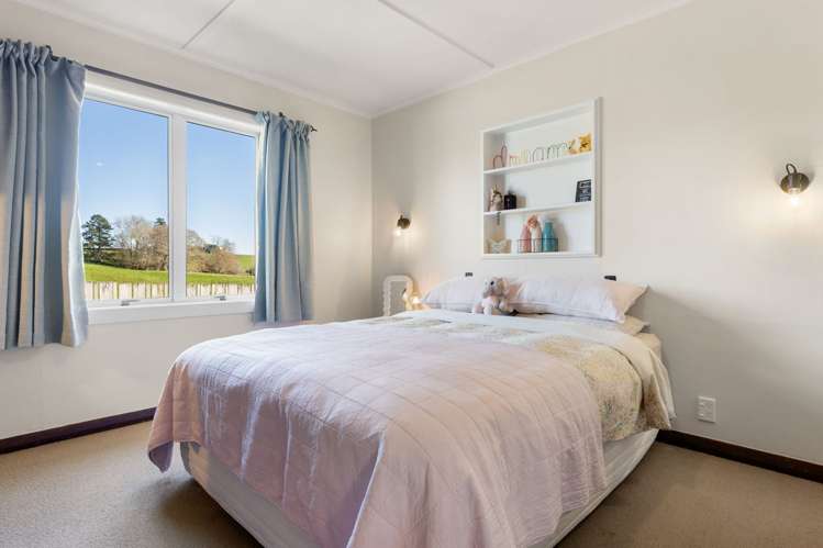80 Robinson Road Rotoorangi_18