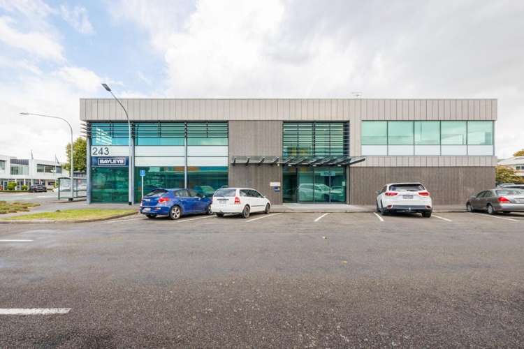 243 Broadway Avenue City Centre_3