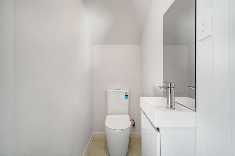 85 Rosier Road Glen Eden_21