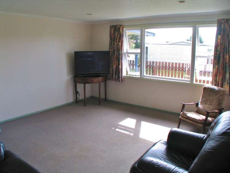 33 Moana Crescent Te Anau_12