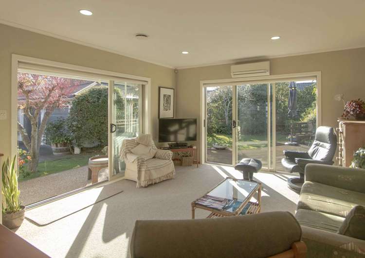 7 Kent Terrace Taradale_9