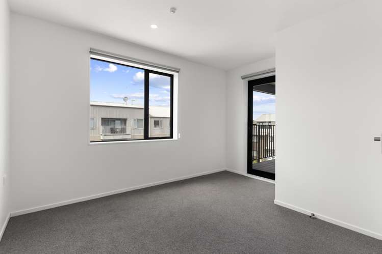 206/28C Eileen Newey Place Henderson_17