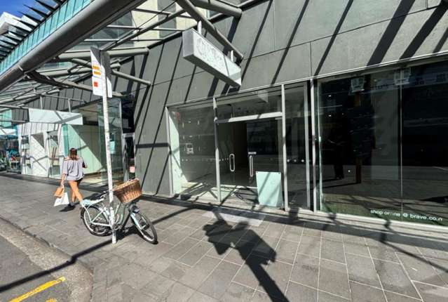 1D, Rialto Centre Broadway Newmarket_2