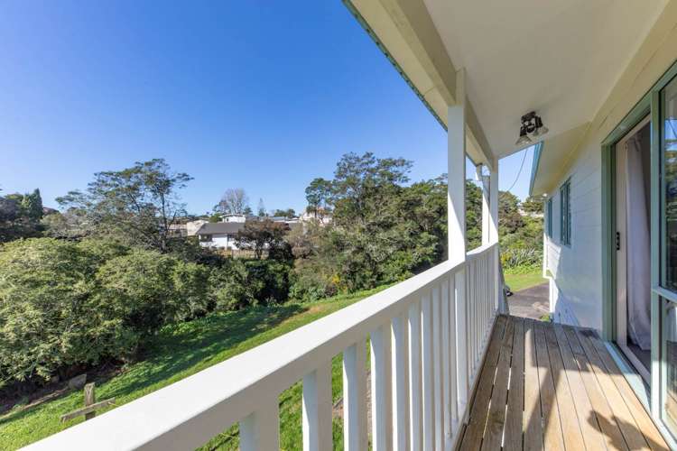 85b Fairclough Road Beach Haven_11