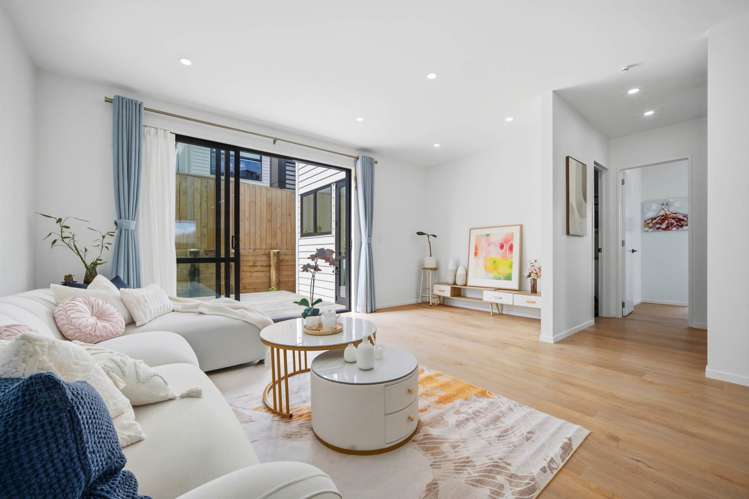 2 Lyford Crescent_4