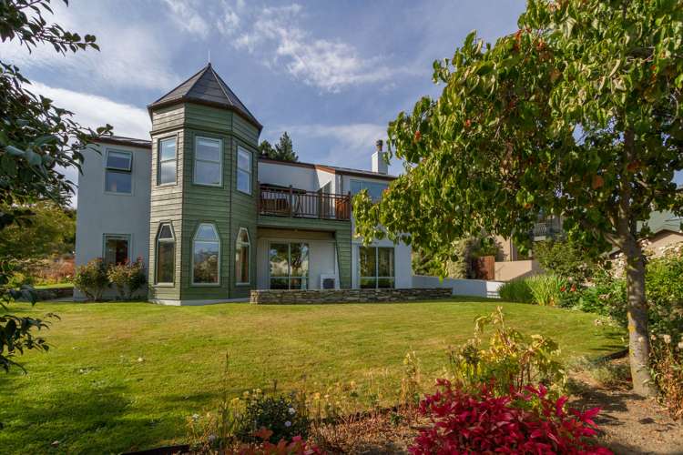 22 Tenby Street Wanaka_0