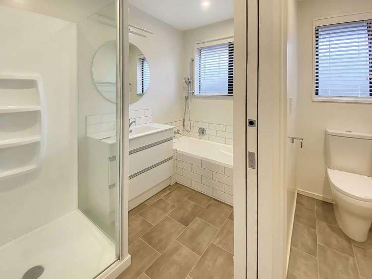 6 Leslie Street Waiau_12