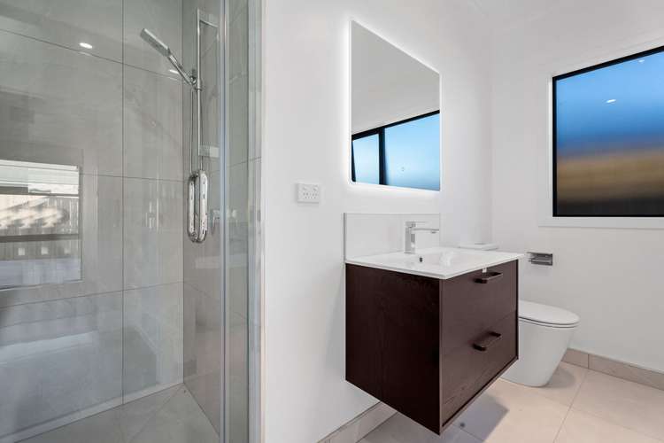 2/42 Balmerino Crescent Pukete_7