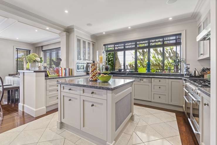 84 Paritai Drive, in Auckland's Orakei, is looking for a wealthy buyer. Photo / Supplied