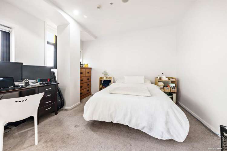 709/20 Mccrae Way New Lynn_7