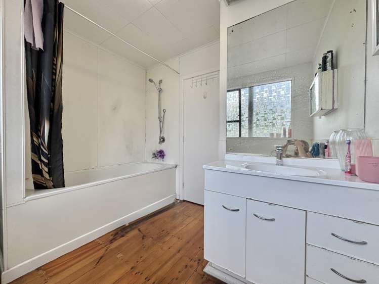 7 Marlene Avenue Te Atatu South_9