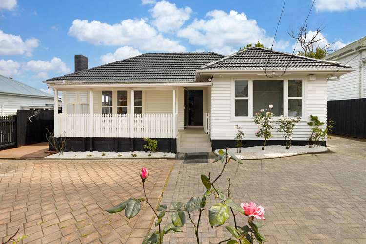 307 Blockhouse Bay Road_0