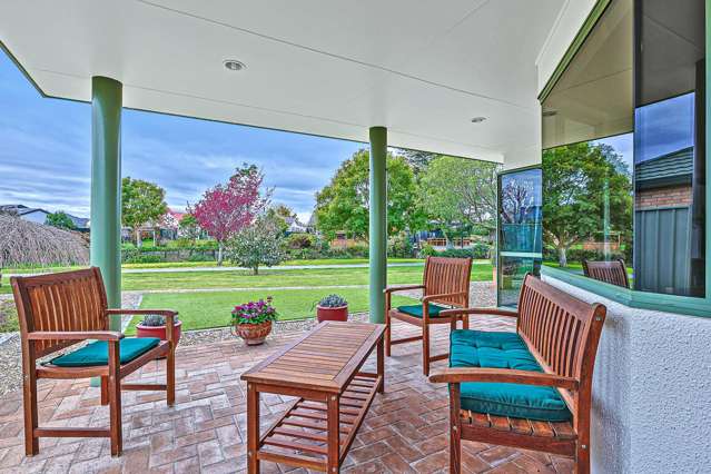 Knightsbridge Reserve Outlook, Immaculate And Easy