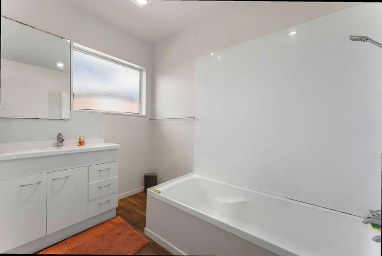 2/3 Ellen Street Manurewa_9