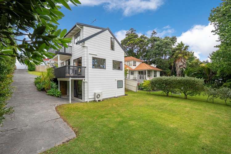 2/5 Francis Street Takapuna_31
