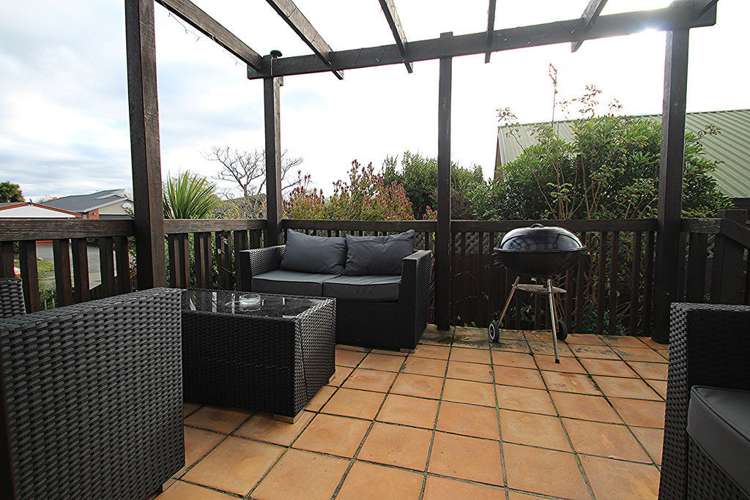 2/15 Lowry Avenue Redwood_13