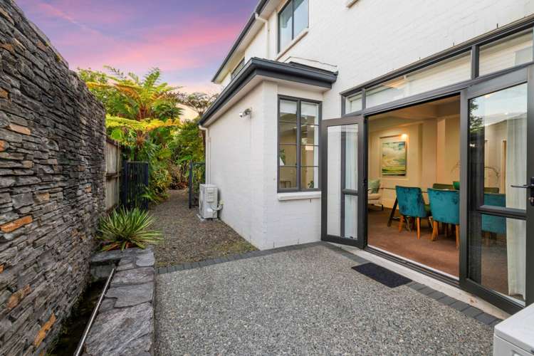 117 Gracechurch Drive Flat Bush_22