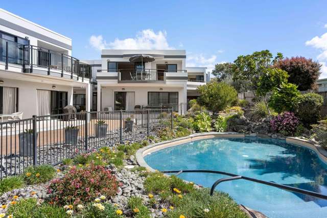 Apartment by the Beach!