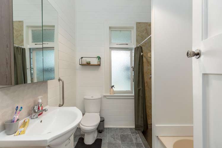 4 and 4A Grey Street Masterton_17