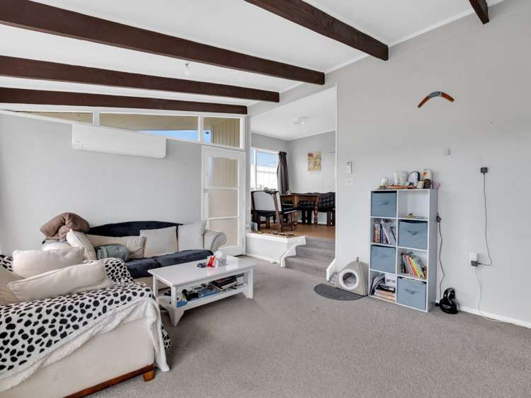 18a Sylvan Crescent Te Atatu South_8