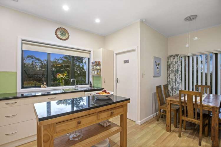 1258 East Coast Road Redvale_17