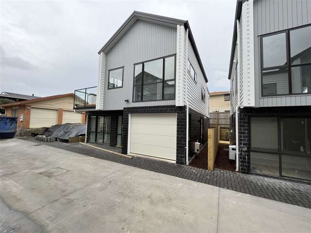 1-9/1-3 Westall Road New Lynn_1