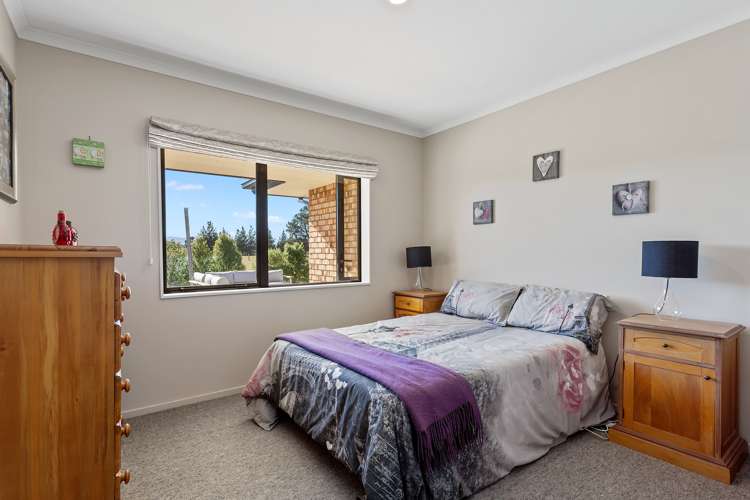 1498 Thongcaster Road Oxford_9