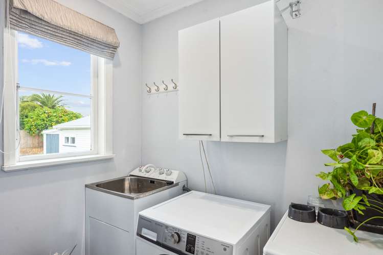 7 Margaret Street Levin_13