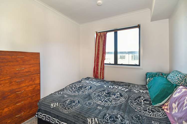 11/11 Carlos Drive Flat Bush_10