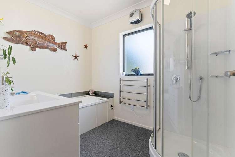 99 Lincoln Road Carterton_14