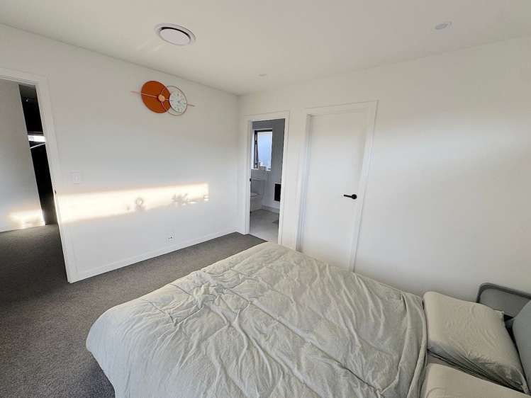 12 Agathis Crescent Wigram_8
