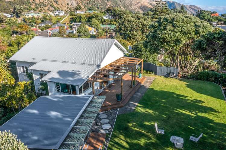 137 Wellington Road Paekakariki_32