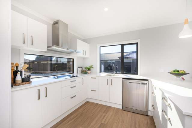 78B & 80A Warwick Street Feilding_4