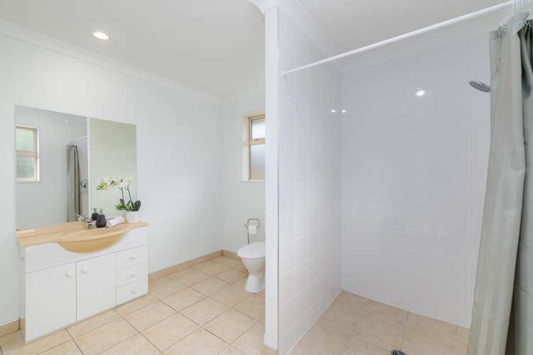 15 Putake Drive Parklands_11