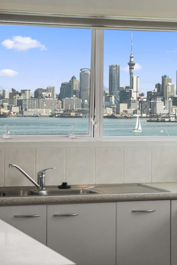 1/47 Clarence Street Devonport_10