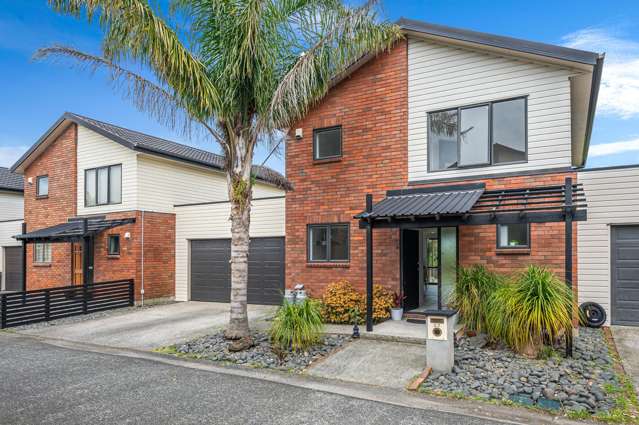 32 Secoia Cres Mangere Central_3