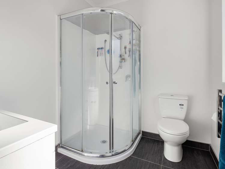 8 Hatfield Way Huntington_18