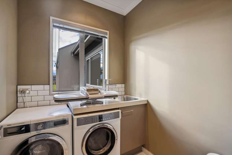 1153 Aubrey Road Wanaka_19