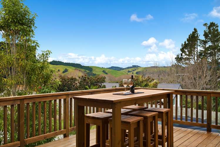 17 Rauta Way Helensville_5