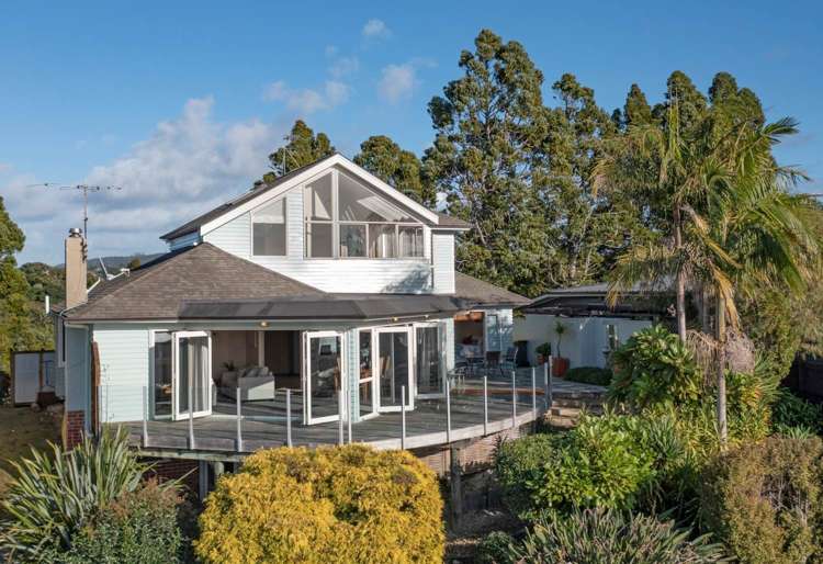 30 Arama Avenue Titirangi_17