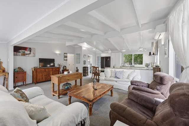 100 Torkar Road Clarks Beach_1